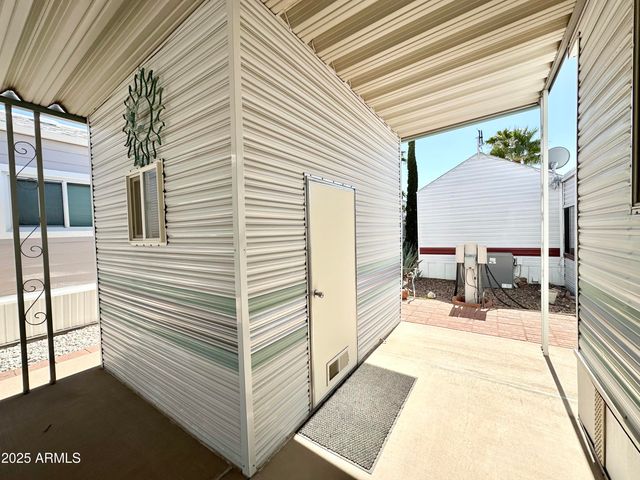 455 S JASPAR Drive, Apache Junction, AZ 85119