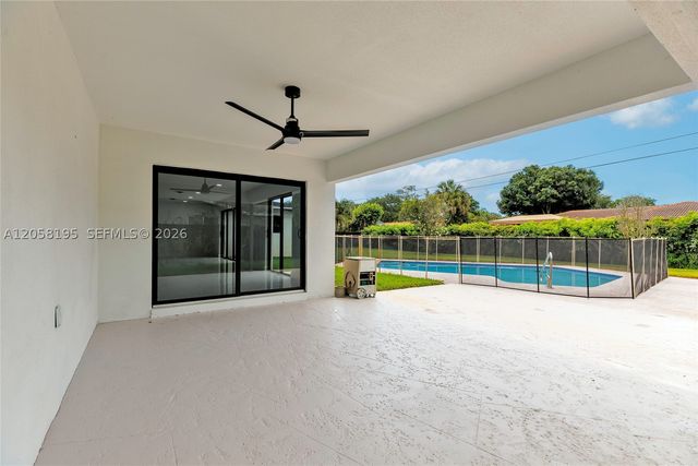 6940 NW 6TH ST, Plantation, FL 33317