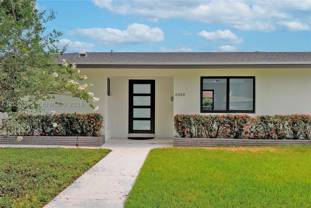 6940 NW 6TH ST, Plantation, FL 33317
