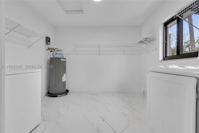 6940 NW 6TH ST, Plantation, FL 33317