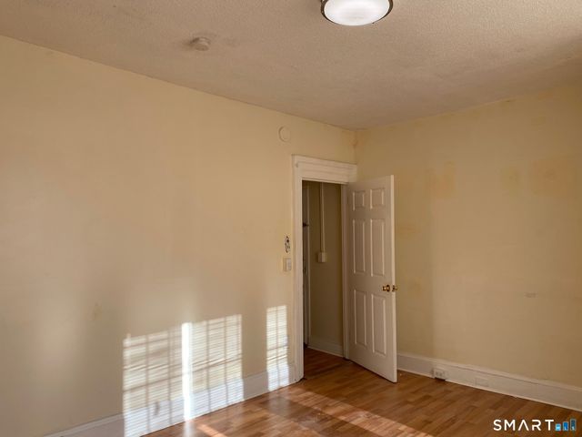 134 Chestnut Avenue, Waterbury, CT 06710