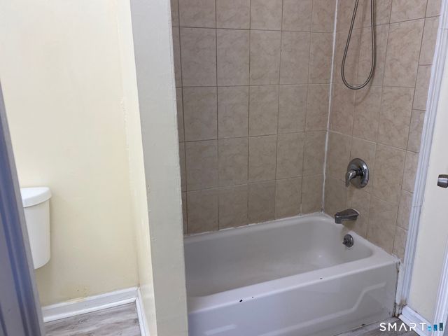 134 Chestnut Avenue, Waterbury, CT 06710
