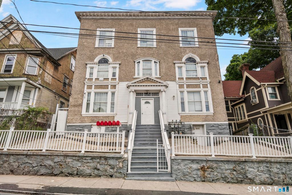 134 Chestnut Avenue, Waterbury, CT 06710