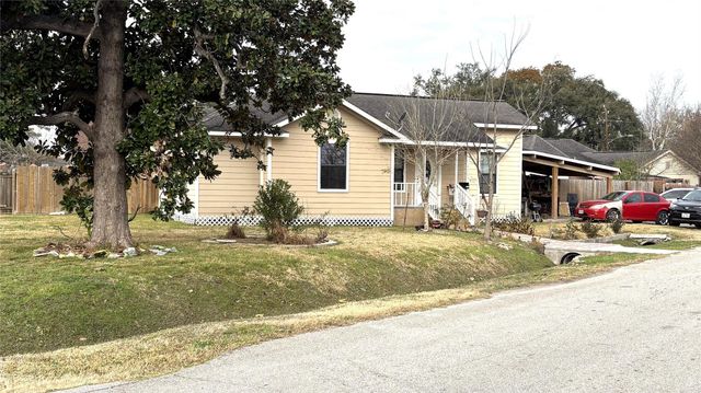 6305 Frisco Street, Houston, TX 77022