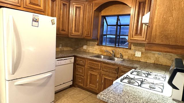 6305 Frisco Street, Houston, TX 77022