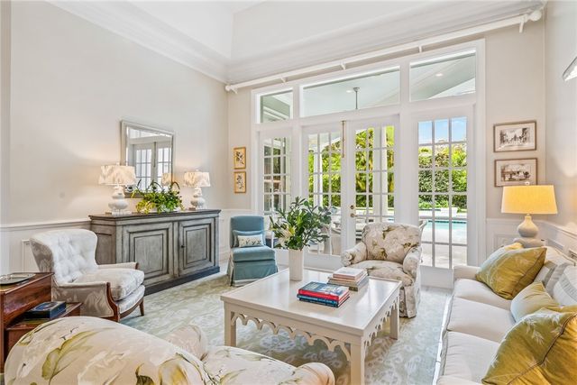 301 Sable Oak Drive, Vero Beach, FL 32963