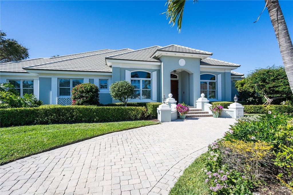 301 Sable Oak Drive, Vero Beach, FL 32963