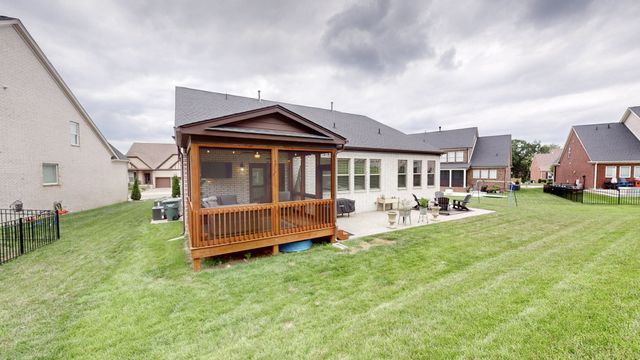 9003 Grayson Cir, Mount Juliet, TN 37122