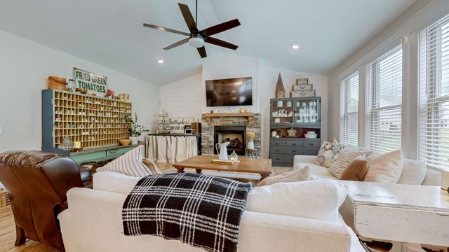 9003 Grayson Cir, Mount Juliet, TN 37122
