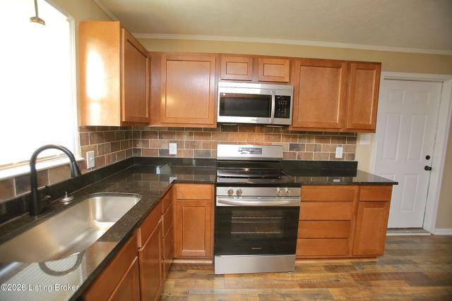 4489 Shepherdsville Rd, Elizabethtown, KY 42701