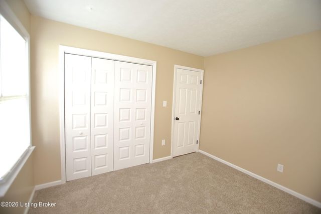 4489 Shepherdsville Rd, Elizabethtown, KY 42701