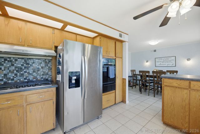 422 S 76th East Avenue, Tulsa, OK 74112