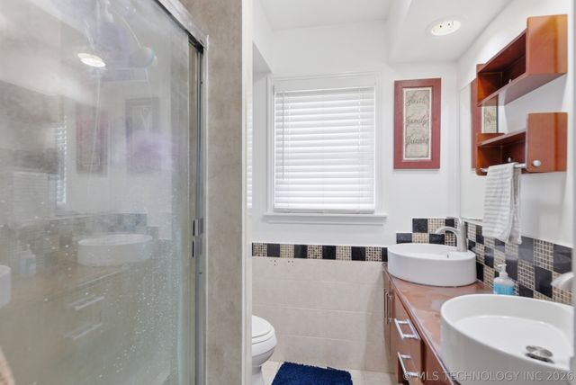 422 S 76th East Avenue, Tulsa, OK 74112