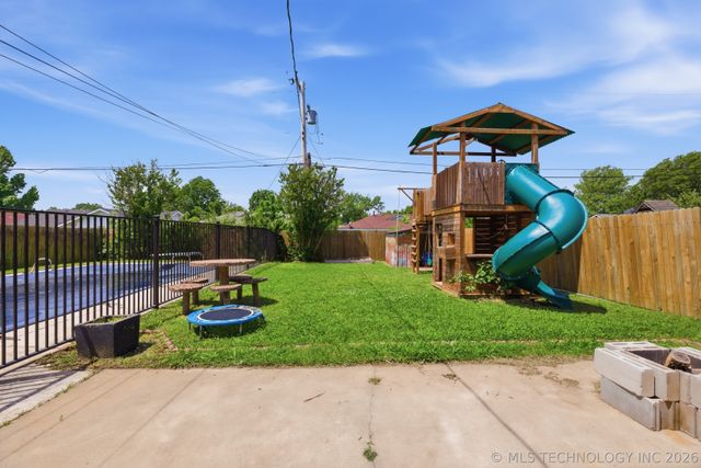 422 S 76th East Avenue, Tulsa, OK 74112