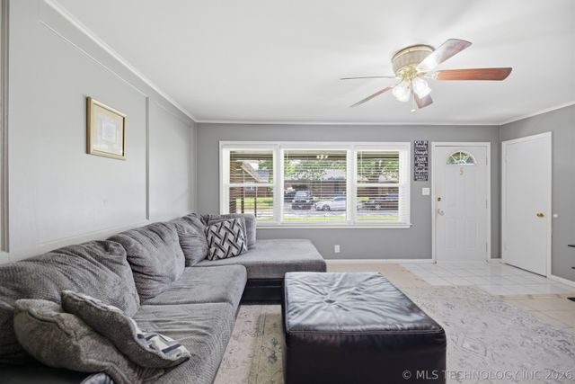 422 S 76th East Avenue, Tulsa, OK 74112