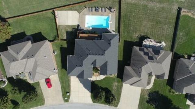 1630 N Waterstone Avenue, Springfield, MO 65802