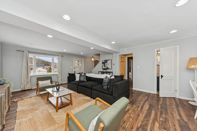 18 Doris Drive, Latonia, KY 41015