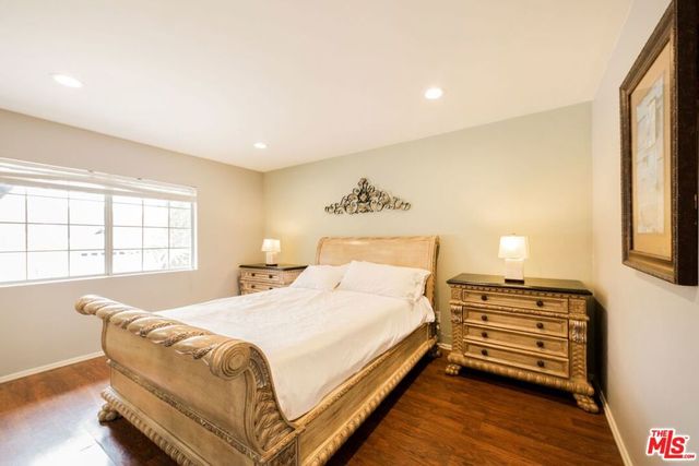 11559 DONA EVITA Drive, Studio City, CA 91604