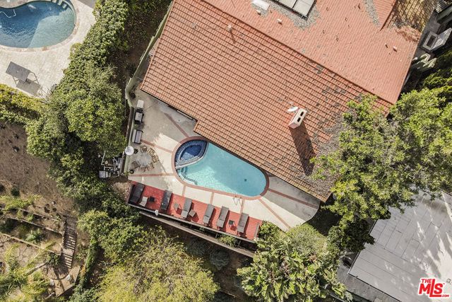 11559 DONA EVITA Drive, Studio City, CA 91604