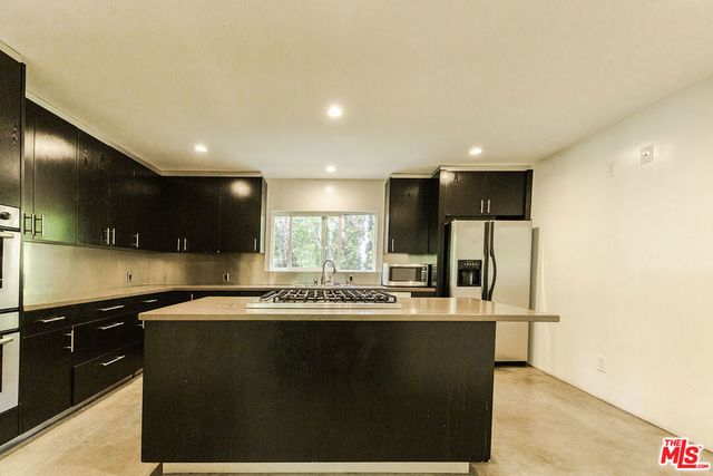 11559 DONA EVITA Drive, Studio City, CA 91604
