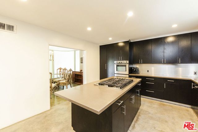 11559 DONA EVITA Drive, Studio City, CA 91604