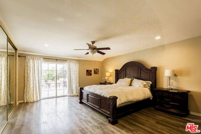 11559 DONA EVITA Drive, Studio City, CA 91604