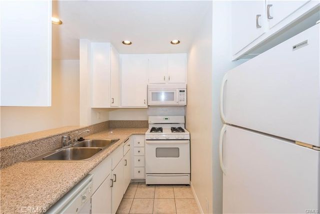 500 Orange Blossom 1, Irvine, CA 92618
