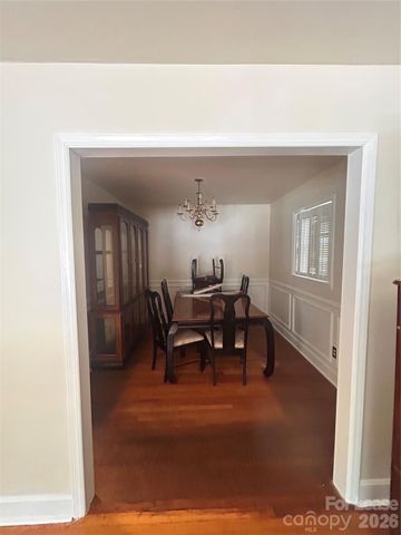 1616 Weststone Drive, Charlotte, NC 28208