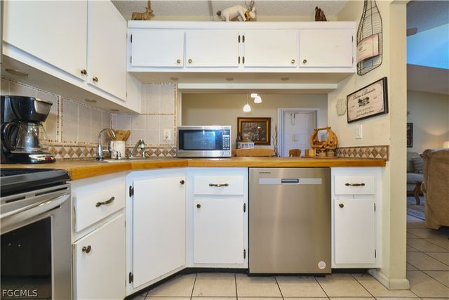 9650 Green Cypress LN 22, Fort Myers, FL 33905