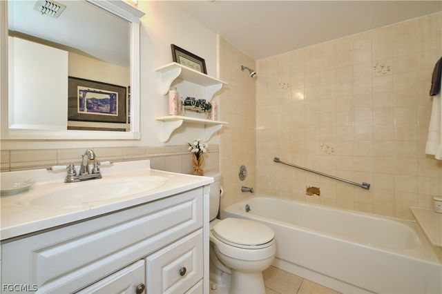 9650 Green Cypress LN 22, Fort Myers, FL 33905