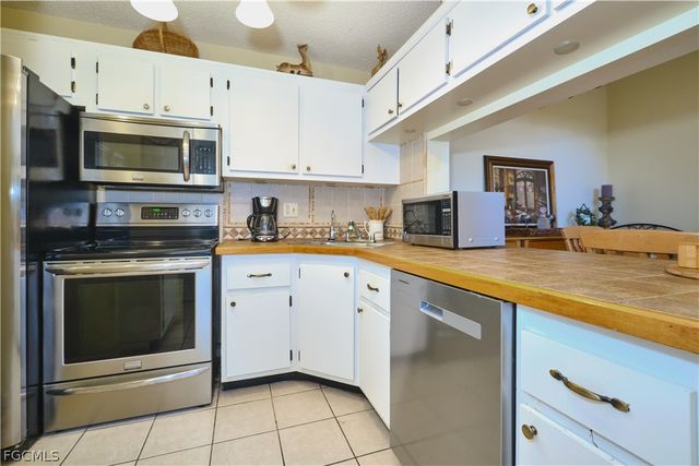 9650 Green Cypress LN 22, Fort Myers, FL 33905