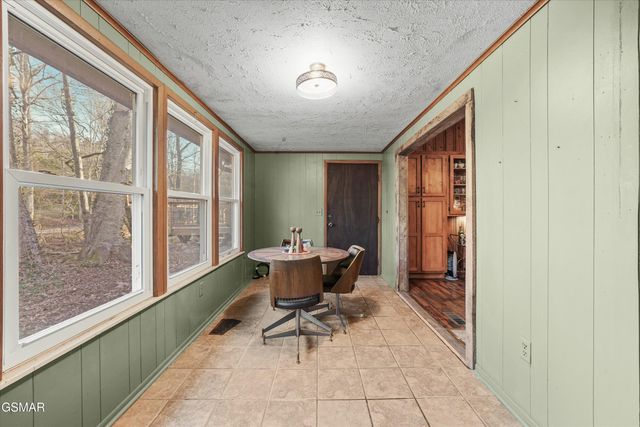 4413 E Scenic Drive, Gatlinburg, TN 37738