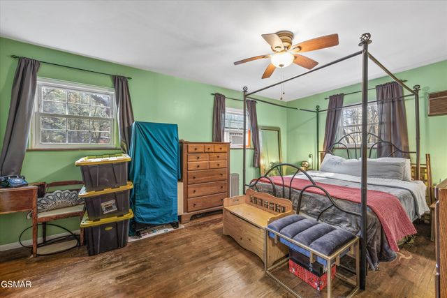 4413 E Scenic Drive, Gatlinburg, TN 37738