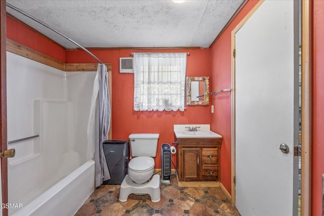 4413 E Scenic Drive, Gatlinburg, TN 37738