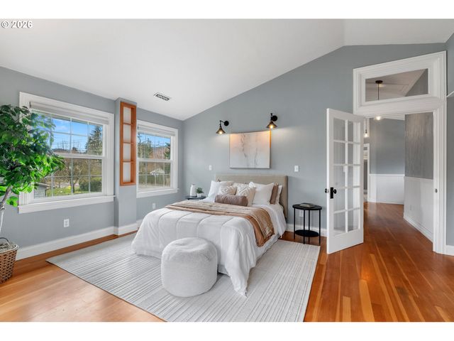 3141 ODELL Hwy, Hood River, OR 97031