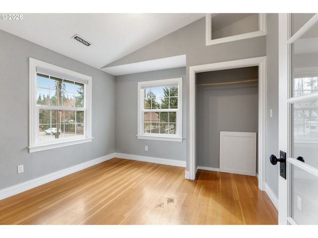 3141 ODELL Hwy, Hood River, OR 97031