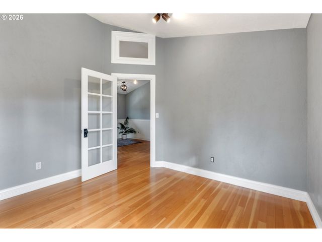 3141 ODELL Hwy, Hood River, OR 97031