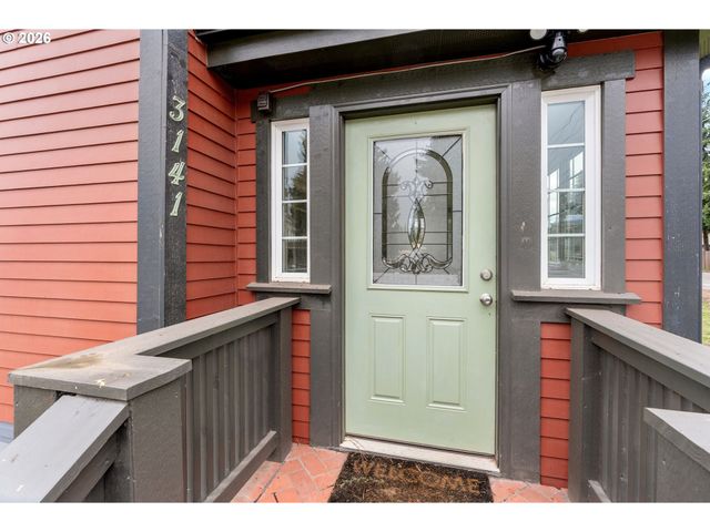 3141 ODELL Hwy, Hood River, OR 97031