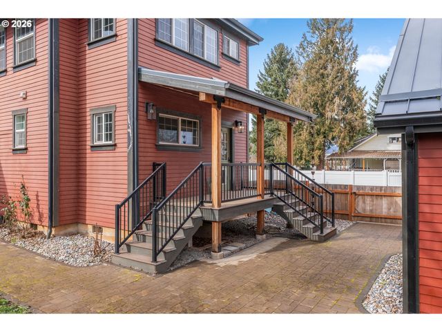 3141 ODELL Hwy, Hood River, OR 97031