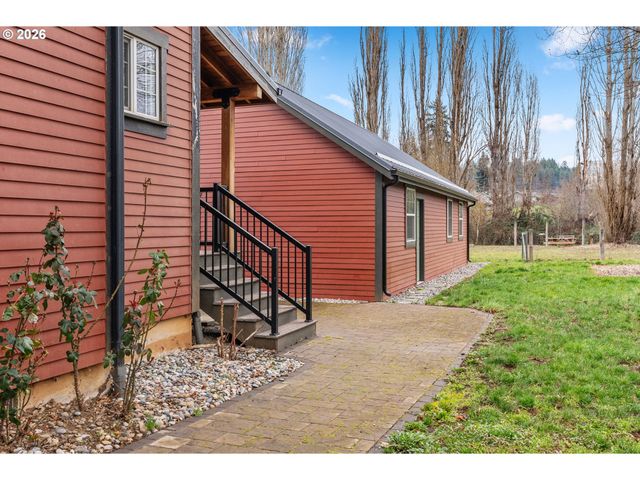3141 ODELL Hwy, Hood River, OR 97031