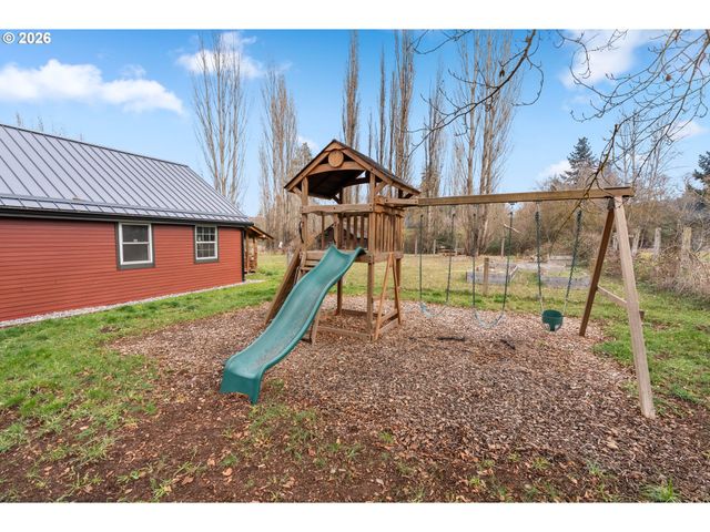 3141 ODELL Hwy, Hood River, OR 97031