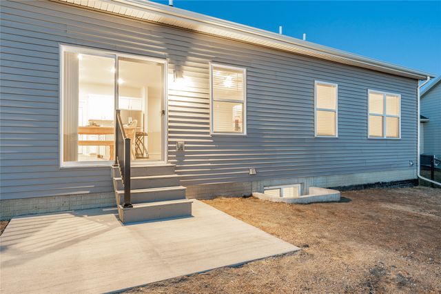 7920 NW 95th Street, Johnston, IA 50131