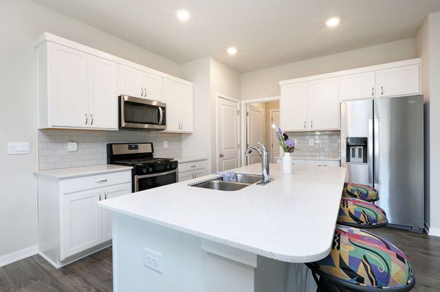 7920 NW 95th Street, Johnston, IA 50131