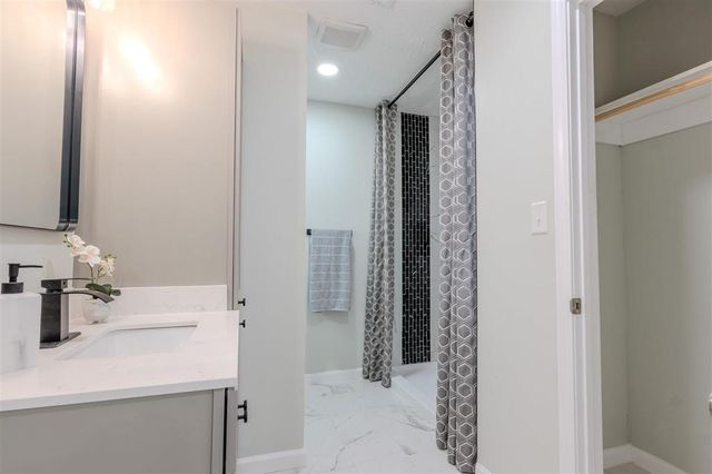 1563 Noelie St Street, Lake Charles, LA 70611