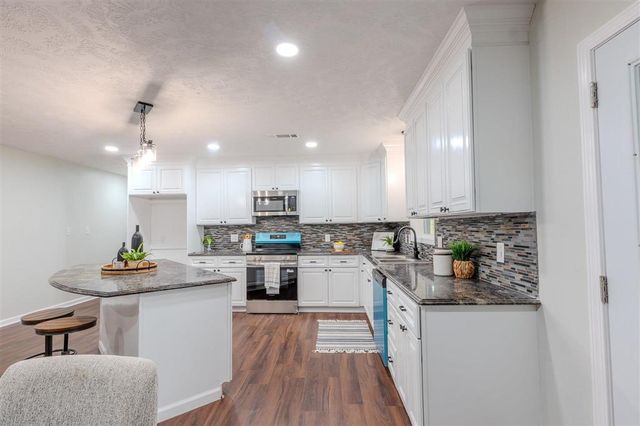 1563 Noelie St Street, Lake Charles, LA 70611