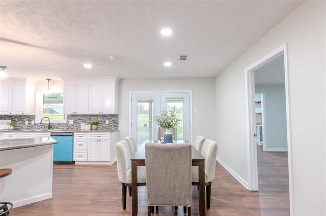 1563 Noelie St Street, Lake Charles, LA 70611