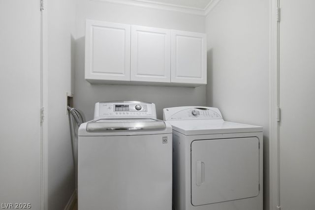 208 Star Cluster Circle, Las Vegas, NV 89145