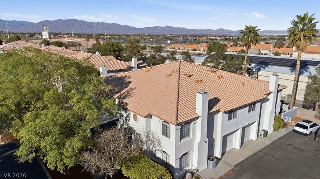 208 Star Cluster Circle, Las Vegas, NV 89145