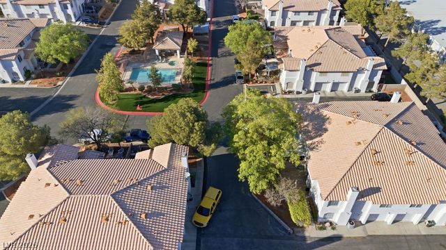 208 Star Cluster Circle, Las Vegas, NV 89145