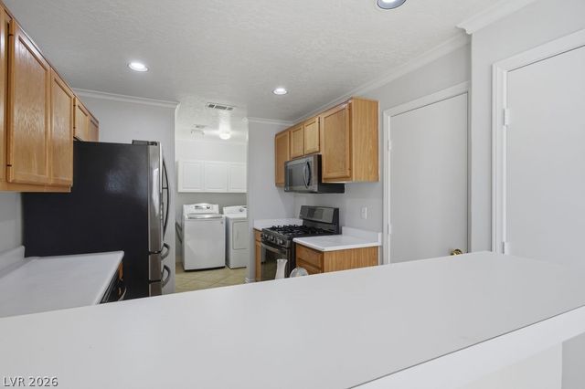 208 Star Cluster Circle, Las Vegas, NV 89145